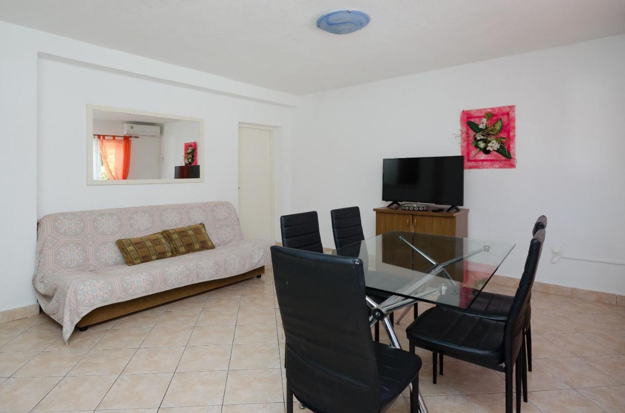 Apartments Elvira Lopar Ngoại thất bức ảnh