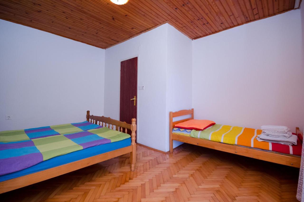 Apartments Elvira Lopar Ngoại thất bức ảnh