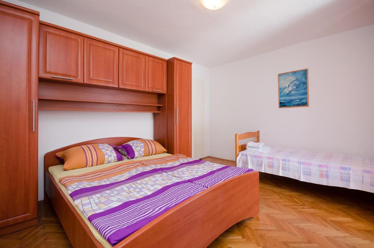 Apartments Elvira Lopar Ngoại thất bức ảnh